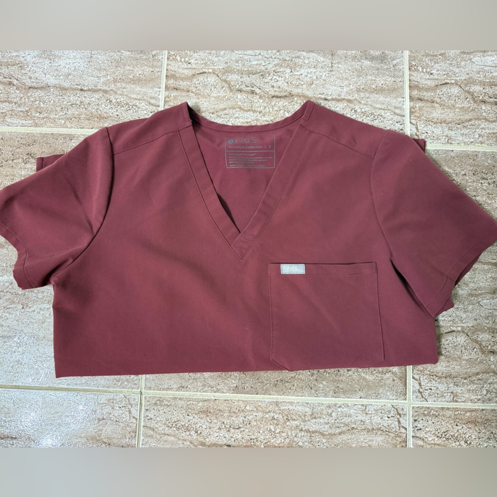 Figs Burgundy Scrub Top